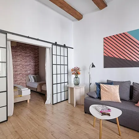 Urban Nest Szewska 21 아파트